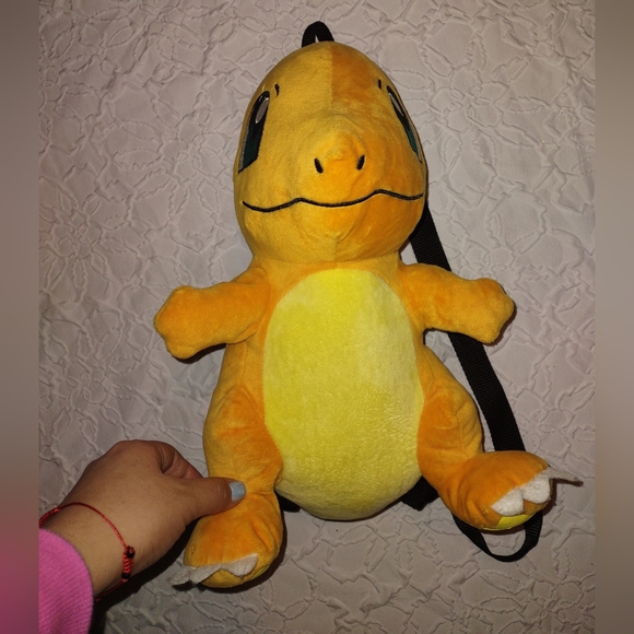 Charmander Backpack - Picture 10 of 14